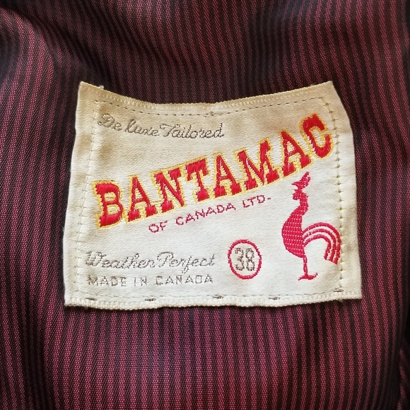 60s Black Leather Trench Coat with Belt and Wide Collar - Picture 9 of 10